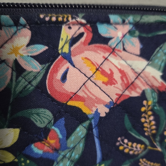 Vera Bradley FLAMINGO GARDEN All in One Wristlet Wallet - MISSING XBODY STRAP - Picture 6 of 8